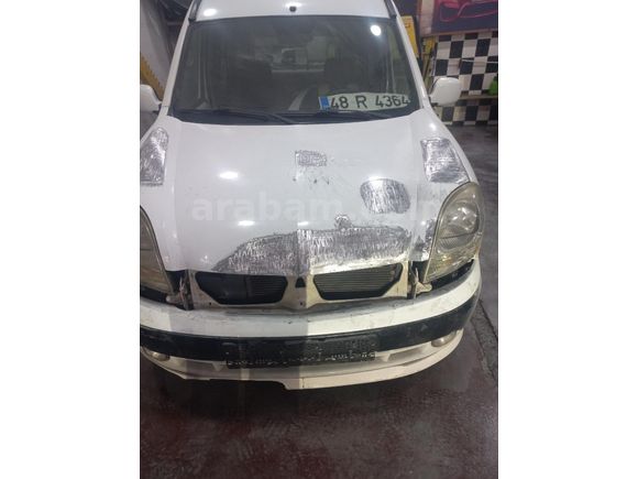 Sahibinden otomobil Renault Kangoo Multix 1.5 dCi Expression 2004 Model İzmir 250.000 km Beyaz