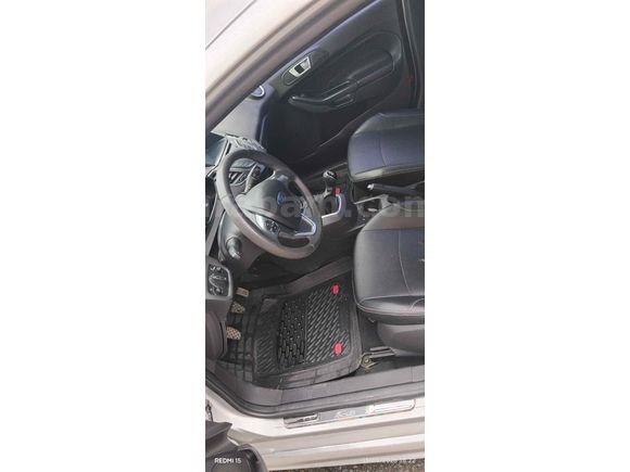 Tertemiz  ford fiesta düşük km