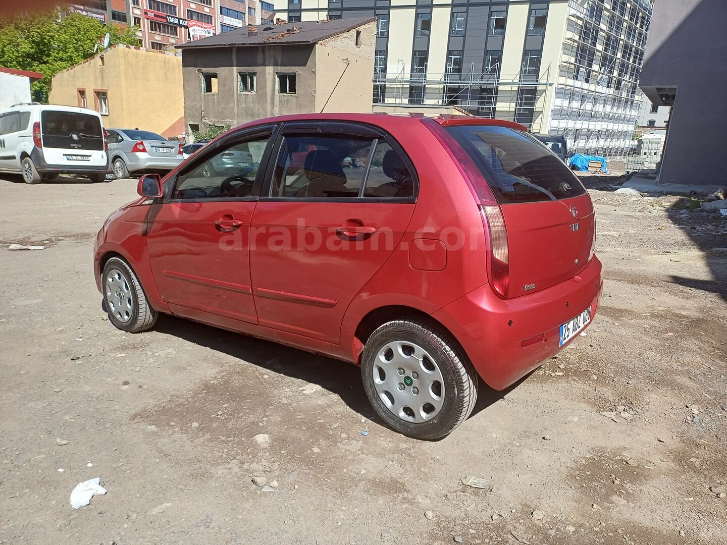 Sahibinden Tata Vista 1.3 TDI Quadrojet Aura 2012 Model Erzurum 226.000 km Bordo 4