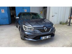 8600 km de sıfır kokusu üzerinde otomatik megan
