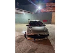 Sahibinden Peugeot 206 1.4 Executive 2009 Model 