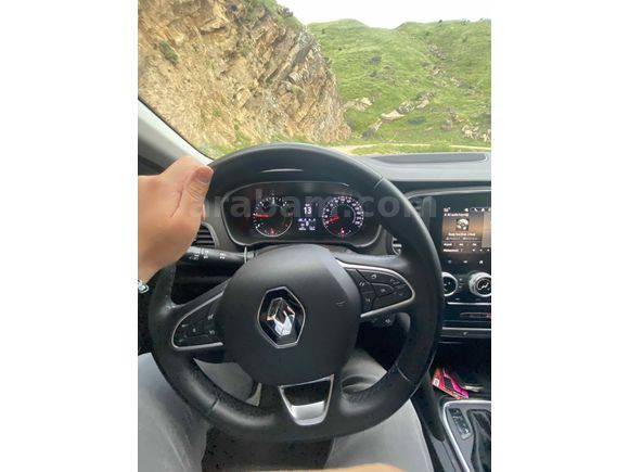 Sahibinden Renault Megane 1.5 Blue DCI Touch 2022 Model 