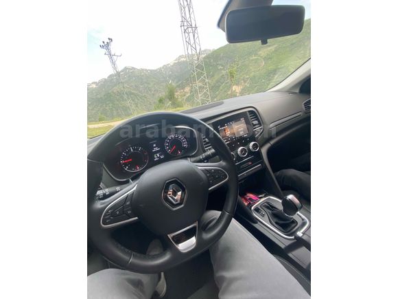 Sahibinden Renault Megane 1.5 Blue DCI Touch 2022 Model 