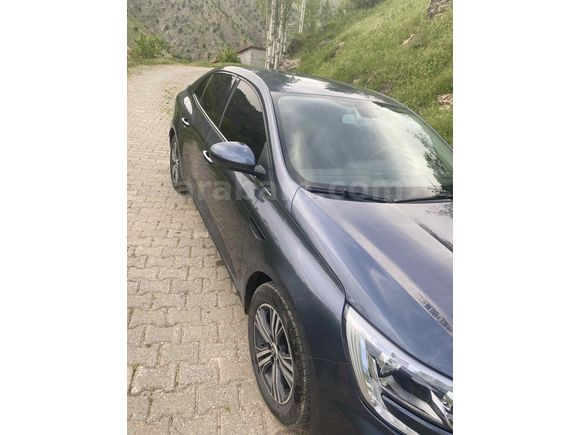 Sahibinden Renault Megane 1.5 Blue DCI Touch 2022 Model 