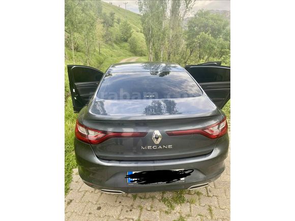 Sahibinden Renault Megane 1.5 Blue DCI Touch 2022 Model 