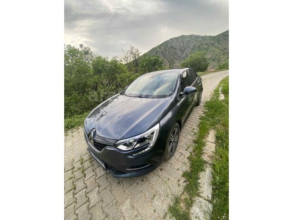Sahibinden Renault Megane 1.5 Blue DCI Touch 2022 Model 