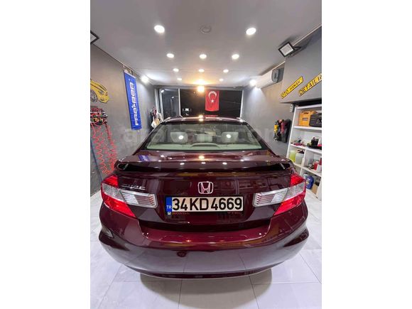 Sahibinden Honda Civic 1.6i VTEC Eco Elegance 2014 Model 