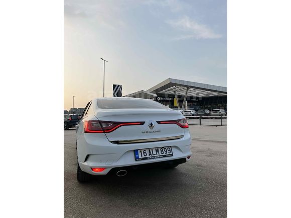 Sahibinden Renault Megane 1.3 TCe Joy 2020 Model 
