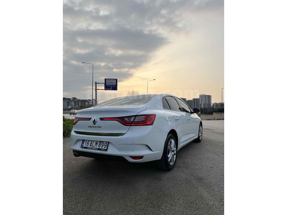 Sahibinden Renault Megane 1.3 TCe Joy 2020 Model 