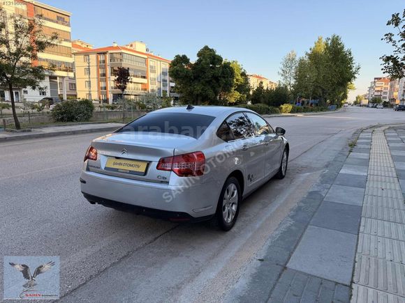 2011 - 2 Parça Boyalı - 257.000 Km - Hatasız - 1. Sınıf