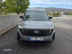 Sahibinden Ford Tourneo Courier 1.5 EcoBlue Titanium 2024 Model  23.000 km Gri (Gümüş)