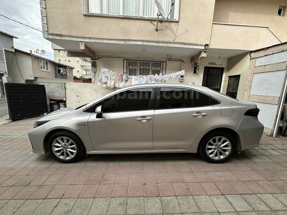 Sahibinden Toyota Corolla 1.8 Hybrid Dream 2020 Model 