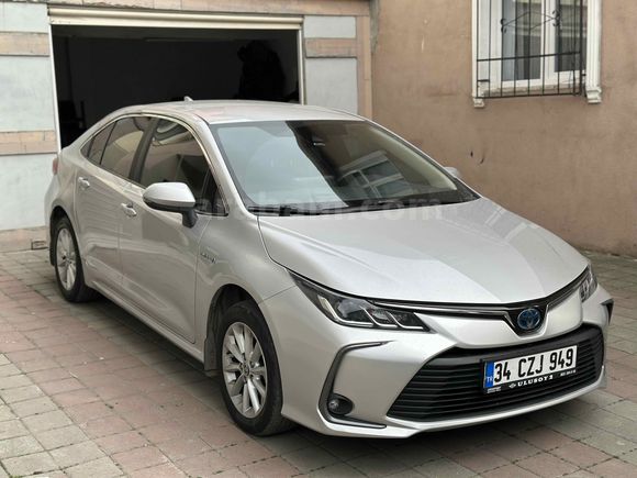 Sahibinden Toyota Corolla 1.8 Hybrid Dream 2020 Model 