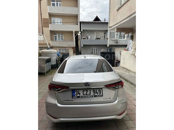 Sahibinden Toyota Corolla 1.8 Hybrid Dream 2020 Model 