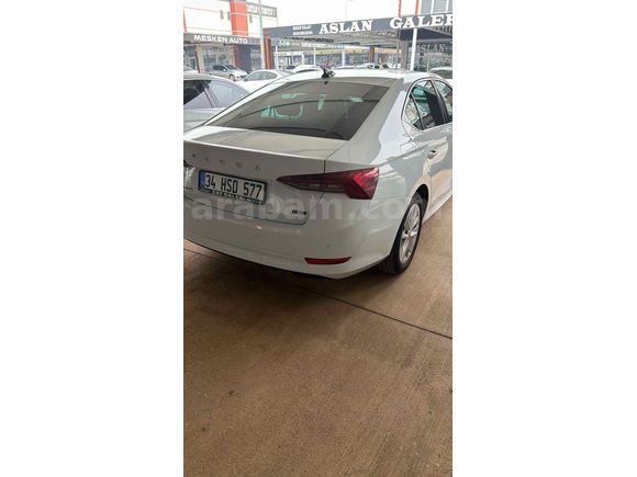 Sahibinden Skoda Octavia 1.5 e-Tec Premium 2023 Model 