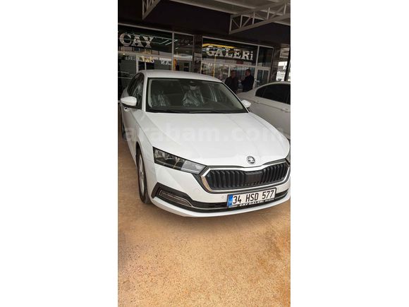 Sahibinden Skoda Octavia 1.5 e-Tec Premium 2023 Model 