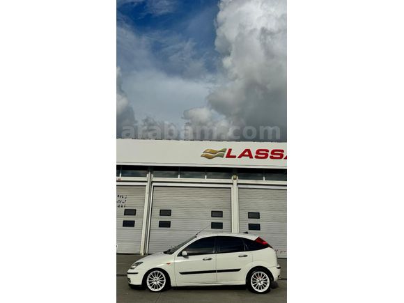 Sahibinden Ford Focus 1.6 Collection 2005 Model  307.000 km Beyaz