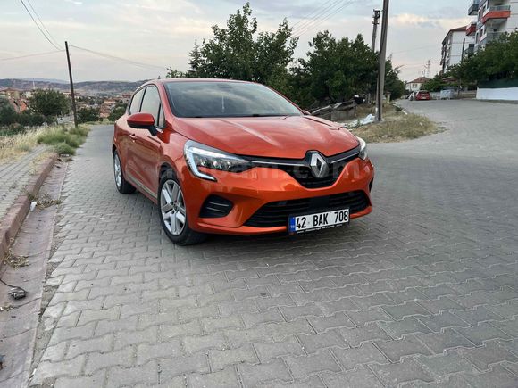 Sahibinden Renault Clio 1.0 TCe Touch 2021 Model 