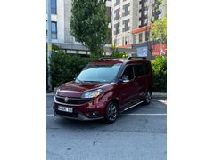 Sahibinden Hatasız Boyasız Garantili Fiat Doblo 1.6 Multijet Trekking 2023 Model  36000 km Bordo