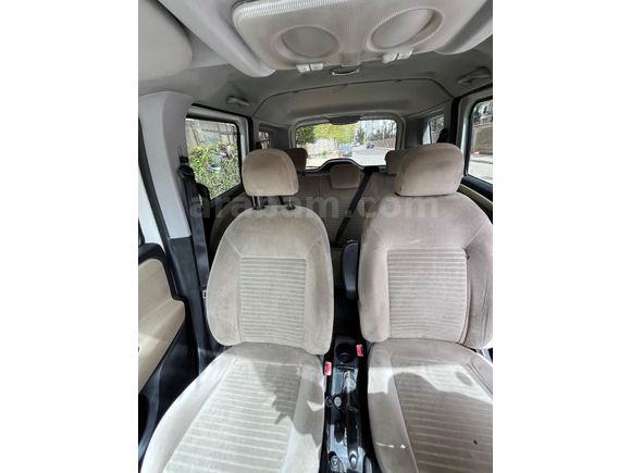 Sahibinden Fiat Doblo Combi 1.6 Multijet Premio 2012 Model