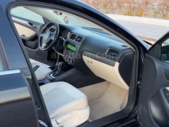 Sahibinden Volkswagen Jetta 1.6 TDi Comfortline 2012 Model