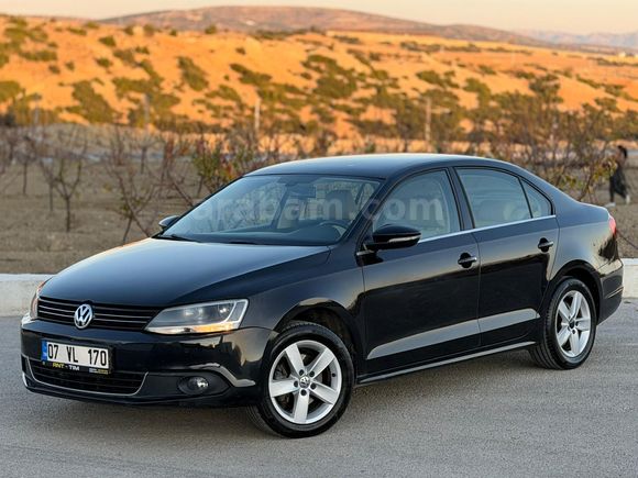 Sahibinden Volkswagen Jetta 1.6 TDi Comfortline 2012 Model