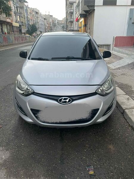 Sahibinden Hyundai i20 1.4 CRDi Jump 2012 Model Gaziantep 220.000 km Gri (Gümüş)