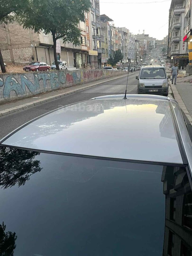 Sahibinden Hyundai i20 1.4 CRDi Jump 2012 Model Gaziantep 220.000 km Gri (Gümüş) 7