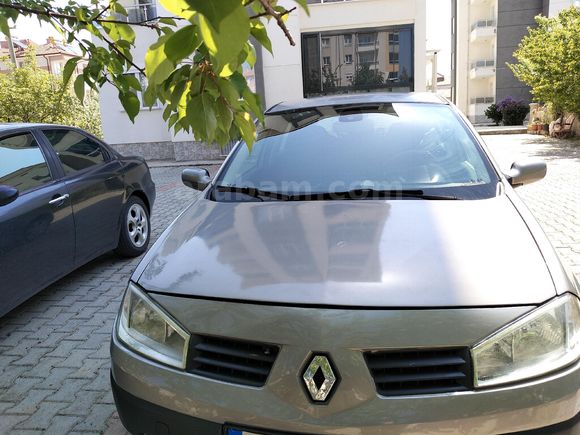 Sahibinden Renault Megane 1.6 Dynamique 2004 Model  325.000 km