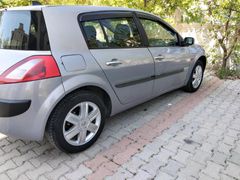 Sahibinden Renault Megane 1.6 Dynamique 2004 Model  320.000 km Gri (Gümüş)