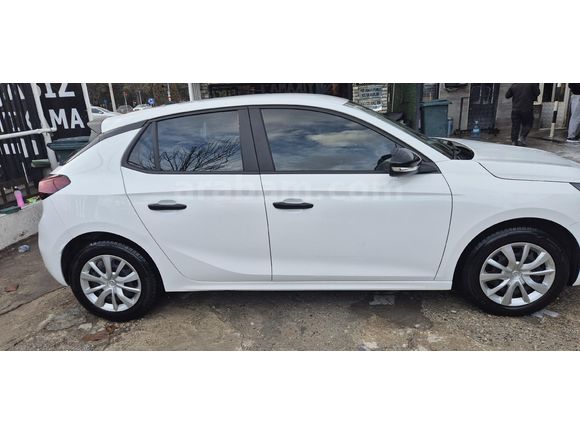 Sahibinden Opel Corsa 1.2 Essential 2021 Model