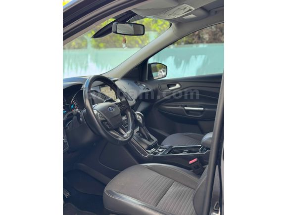 Sahibinden Ford Kuga 1.5 TDCi Titanium 2019 Model İzmir 126.696 km Siyah