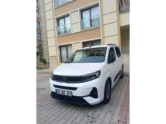 Sahibinden Opel Combo 1.5 CDTI Edition 2024 Model  35.800 km Beyaz