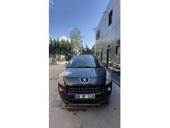 Temiz Aile Aracı Öğretmenden
Sahibinden Peugeot 3008 1.6 HDi Premium Pack 2010 Model  295.000 km Gri