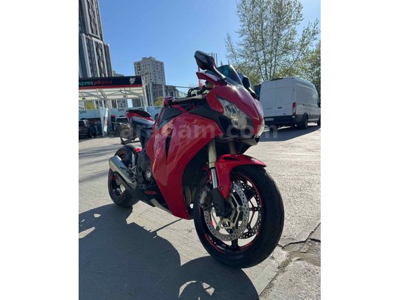 Sahibinden Honda CBR 1000 RR 