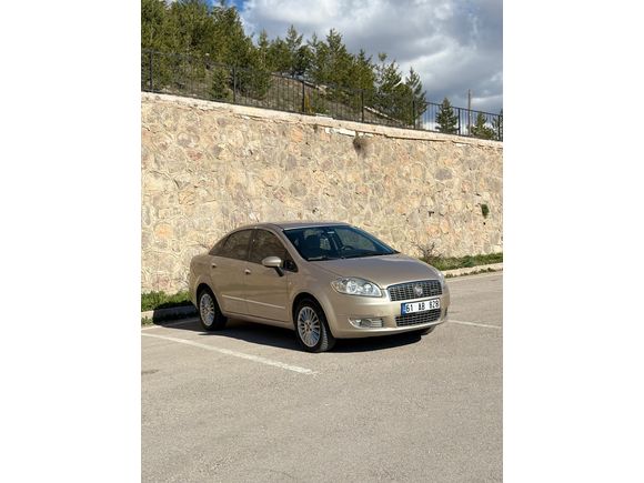 Öğretmenden Temiz, Bakımlı, Masrafsız Linea 1.6 Multijet Emotion Plus