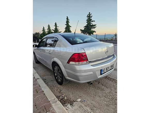 2012 model Opel Astra H Enjoy Plus