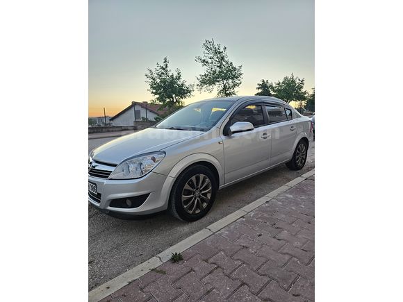 2012 model Opel Astra H Enjoy Plus