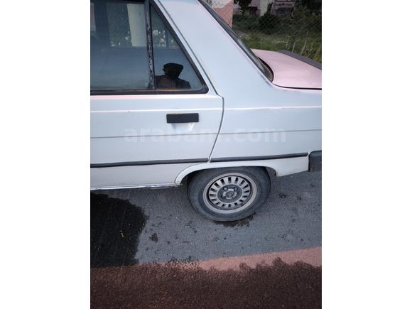 Sahibinden Renault R 9 1.4 Broadway GTE 1991 Model