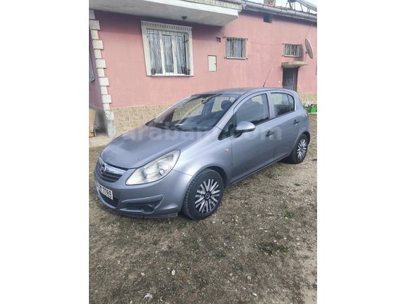 Sahibinden Opel Corsa 1.2 Twinport Essentia 2009 Model  213.000 km Gri