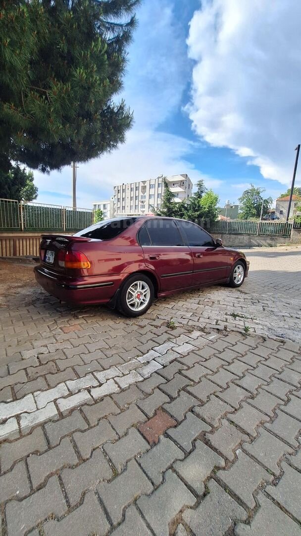 Sahibinden Honda Civic 1.6 i ES 1998 Model İzmir 416.500 km Bordo 4