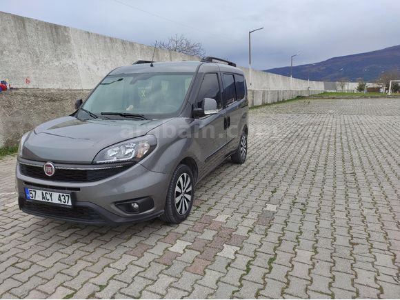 Sahibinden Otomobil ruhsatlı Fiat Doblo Combi 1.6 Multijet Premio Plus 2019 Model