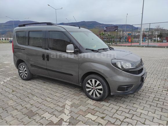 Sahibinden Otomobil ruhsatlı Fiat Doblo Combi 1.6 Multijet Premio Plus 2019 Model