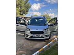 Sahibinden Ford Tourneo Courier 1.5 TDCi Trend 2021 Model  86.500 km Gri (Gümüş)