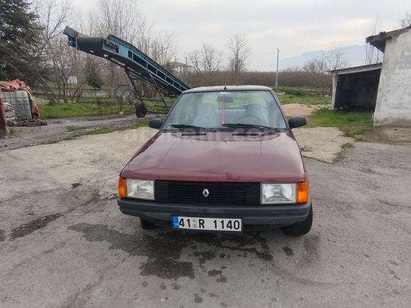 Sahibinden Renault R 9 1.4 Broadway GTE 1992 Model