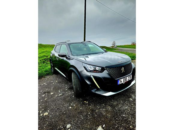 Sahibinden Peugeot 2008 1.5 BlueHDI Allure 2021 Model  170.000 km Beyaz