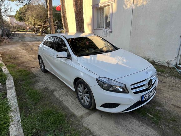 Sahibinden Mercedes - Benz A 180 CDI BlueEfficiency Style 2013 Model İzmir 245.000 km Beyaz