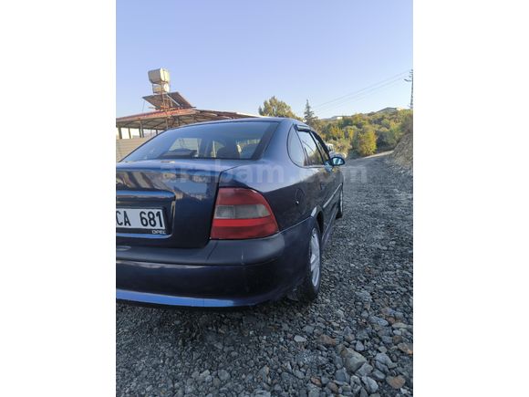 98 Vectra B CD 2.0