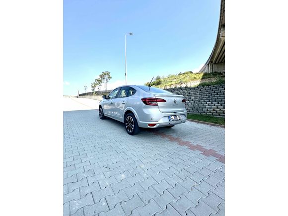 Sahibinden  acil Renault Taliant 1.0 T Touch 2021 Model 