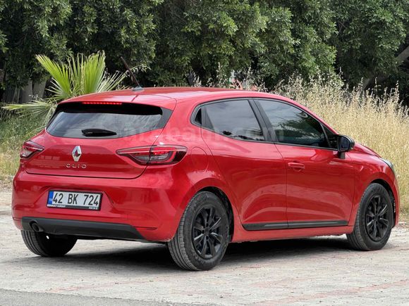 Sahibinden Renault Clio 1.0 TCe Joy 2022 Model 
